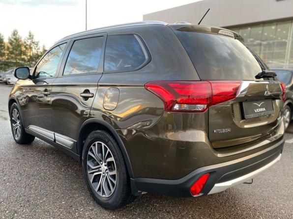 Mitsubishi Outlander III Рестайлинг 2 с пробегом 2015 года, цена 1 850 000 рублей, 96727 км, внедорожник, Автокод Объявления