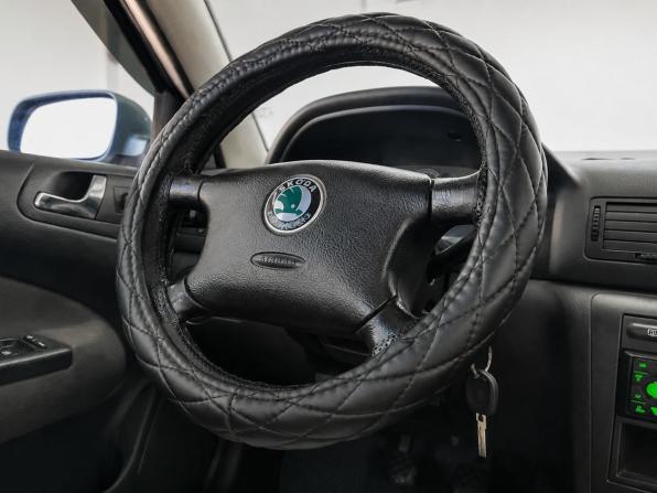 Skoda Octavia I (A4) Рестайлинг с пробегом 2009 года, цена 629 000 рублей, 170769 км, лифтбек, Автокод Объявления