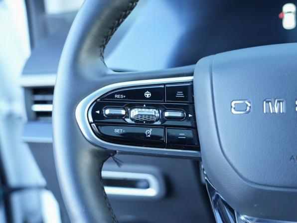 Omoda C5 I с пробегом 2024 года, цена 1 800 000 рублей, 6151 км, внедорожник, Автокод Объявления