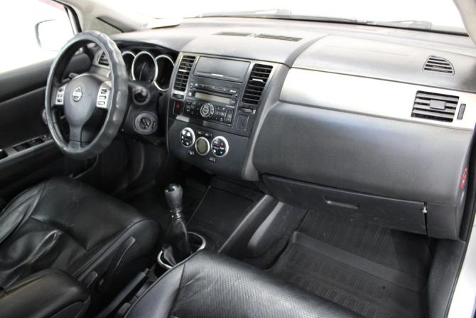 Nissan Tiida I с пробегом 2008 года, цена 377 000 рублей, 258568 км, хэтчбек, Автокод Объявления