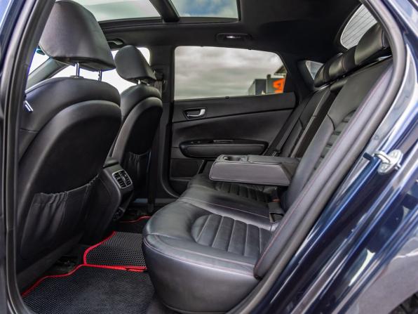 Kia Optima IV Рестайлинг с пробегом 2019 года, цена 2 098 000 рублей, 171639 км, седан, Автокод Объявления