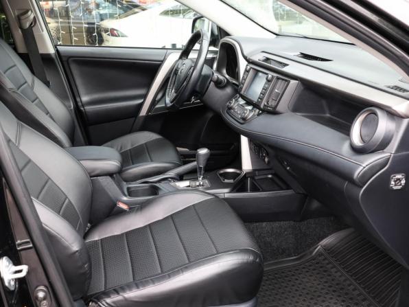 Toyota RAV4 IV (XA40) Рестайлинг с пробегом 2018 года, цена 2 449 000 рублей, 194658 км, внедорожник, Автокод Объявления