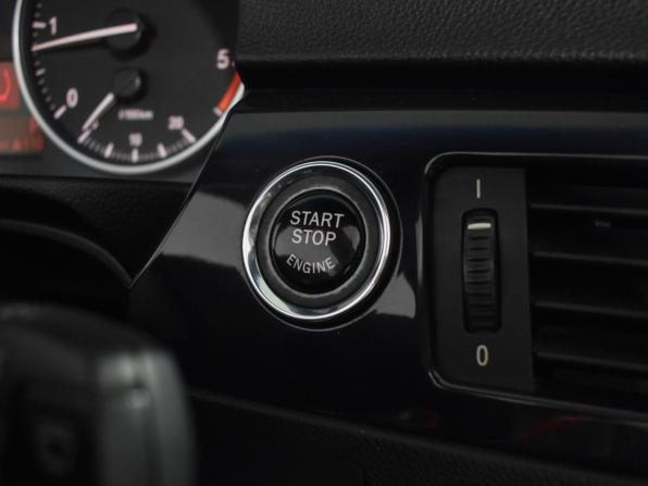 BMW 3 серии V (E90/E91/E92/E93) Рестайлинг с пробегом 2010 года, цена 1 999 000 рублей, 243253 км, кабриолет, Автокод Объявления