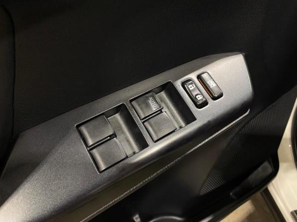 Toyota RAV4 IV (XA40) Рестайлинг с пробегом 2016 года, цена 2 199 000 рублей, 140399 км, внедорожник, Автокод Объявления