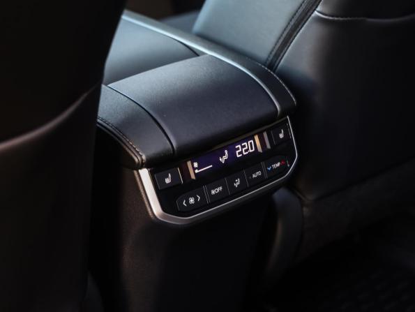 Toyota Highlander IV (XU70) с пробегом 2026 года, цена 5 399 000 рублей, 5548 км, внедорожник, Автокод Объявления