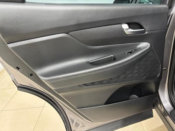 Hyundai Santa Fe IV Рестайлинг с пробегом 2020 года, цена 3 445 000 рублей, 99200 км, внедорожник, Автокод Объявления