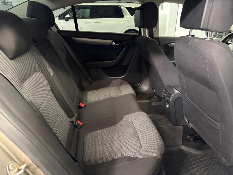 Volkswagen Passat B7 Краснодар  - изображение 12