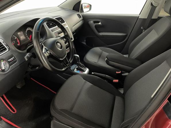 Volkswagen Polo V Рестайлинг с пробегом 2016 года, цена 1 050 000 рублей, 184969 км, седан, Автокод Объявления