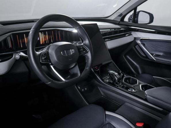 Geely Atlas II с пробегом 2024 года, цена 3 416 000 рублей, 28000 км, внедорожник, Автокод Объявления