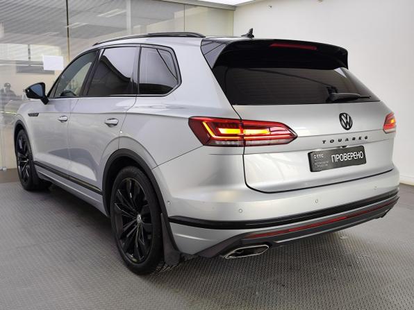 Volkswagen Touareg III с пробегом 2019 года, цена 4 935 000 рублей, 83790 км, внедорожник, Автокод Объявления