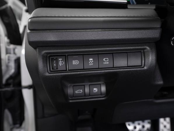 Toyota Camry IX (XV80) China Market с пробегом 2025 года, цена 4 200 000 рублей, 50 км, седан, Автокод Объявления