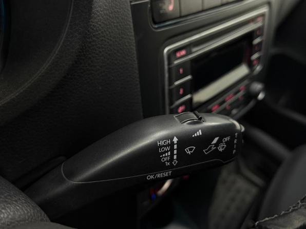 Volkswagen Polo V с пробегом 2013 года, цена 870 000 рублей, 195317 км, седан, Автокод Объявления