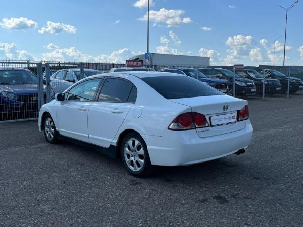 Honda Civic VIII Рестайлинг с пробегом 2008 года, цена 435 000 рублей, 273585 км, седан, Автокод Объявления
