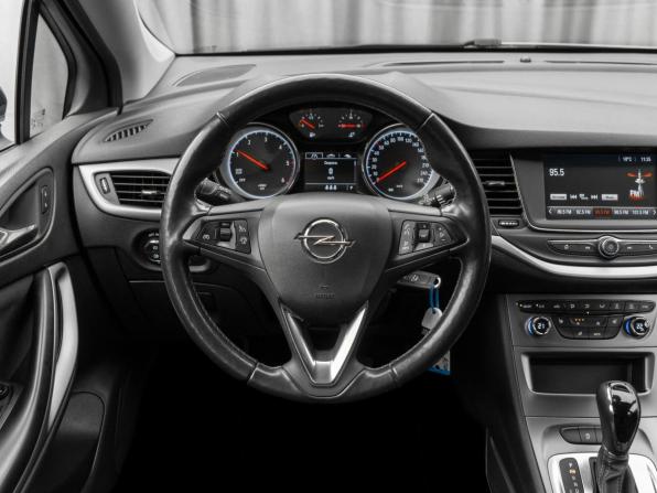 Opel Astra K Рестайлинг с пробегом 2021 года, цена 1 450 000 рублей, 213042 км, универсал, Автокод Объявления