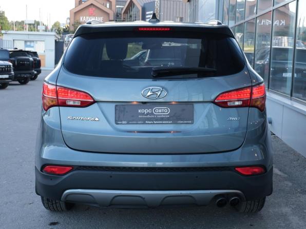 Hyundai Santa Fe III с пробегом 2012 года, цена 1 655 000 рублей, 140089 км, внедорожник, Автокод Объявления