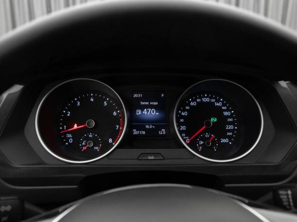 Volkswagen Tiguan II с пробегом 2018 года, цена 1 480 000 рублей, 207135 км, внедорожник, Автокод Объявления