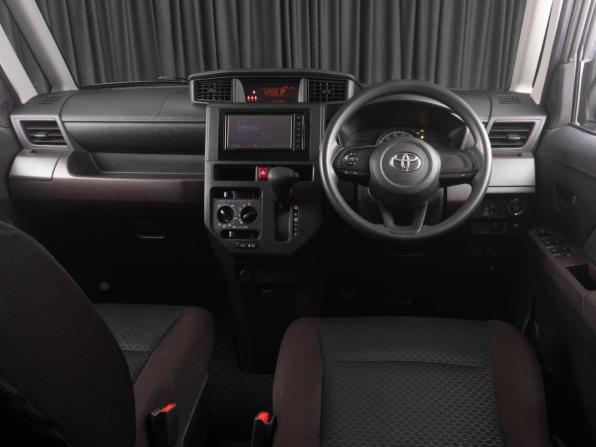 Toyota Roomy I Рестайлинг с пробегом 2022 года, цена 1 099 000 рублей, 80099 км, микровэн, Автокод Объявления