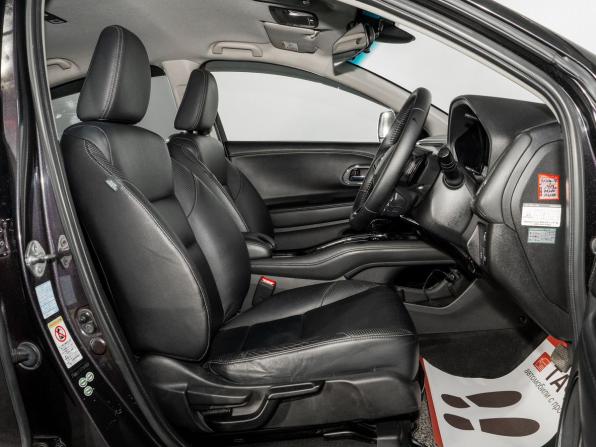 Honda Vezel I с пробегом 2014 года, цена 1 495 000 рублей, 135982 км, внедорожник, Автокод Объявления