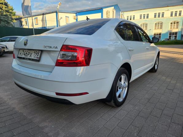 Skoda Octavia III (A7) Рестайлинг с пробегом 2018 года, цена 1 659 000 рублей, 99067 км, лифтбек, Автокод Объявления