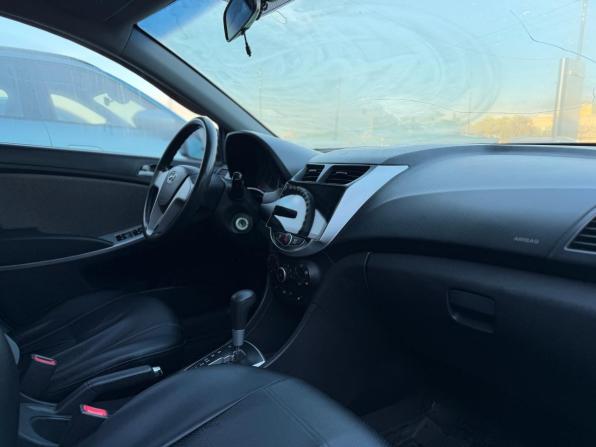 Hyundai Solaris I с пробегом 2011 года, цена 622 000 рублей, 207301 км, седан, Автокод Объявления