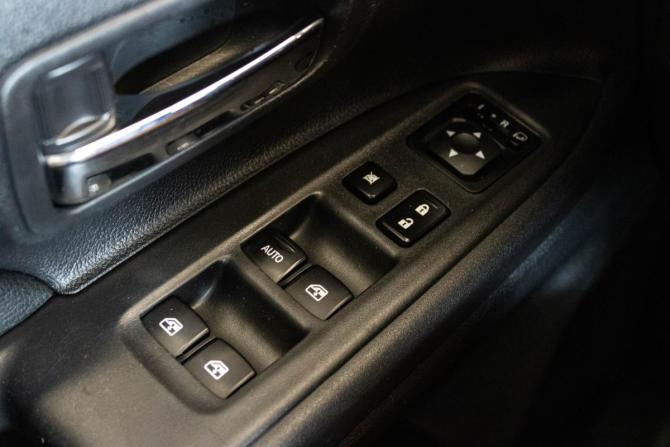 Mitsubishi Outlander III Рестайлинг 2 с пробегом 2015 года, цена 1 679 000 рублей, 181724 км, внедорожник, Автокод Объявления
