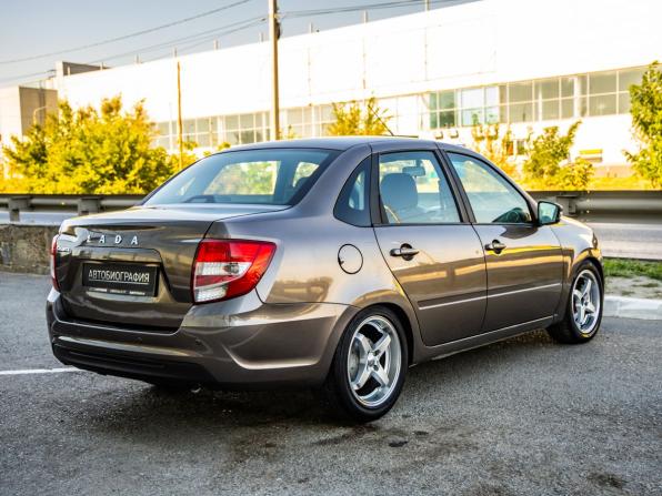 Lada (ВАЗ) Granta I Рестайлинг с пробегом 2024 года, цена 768 000 рублей, 32450 км, седан, Автокод Объявления