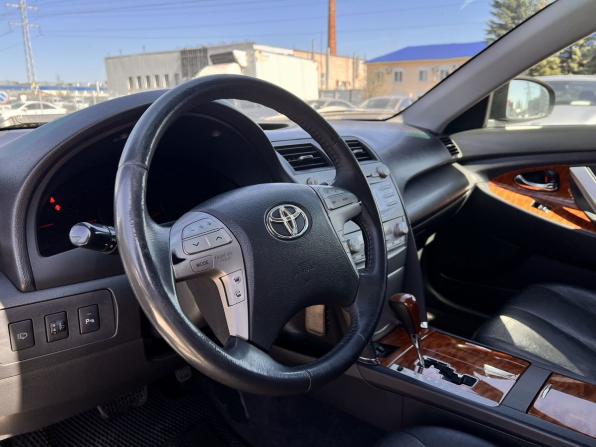 Toyota Camry VI (XV40) Рестайлинг с пробегом 2011 года, цена 1 330 000 рублей, 265000 км, седан, Автокод Объявления