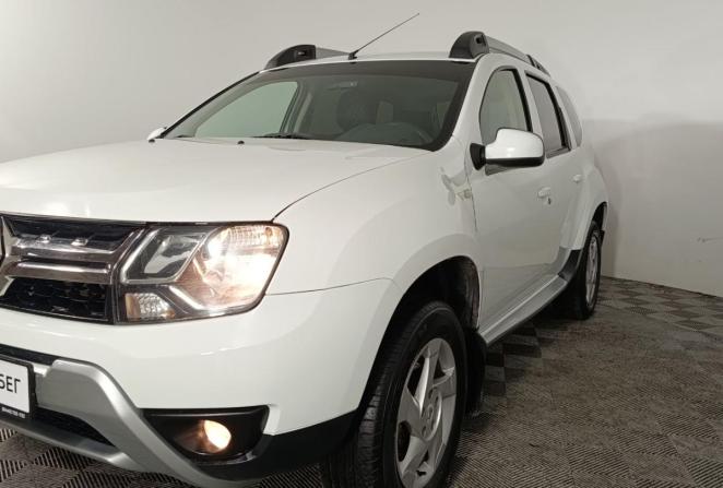 Renault Duster I Рестайлинг с пробегом 2015 года, цена 1 060 000 рублей, 175495 км, внедорожник, Автокод Объявления