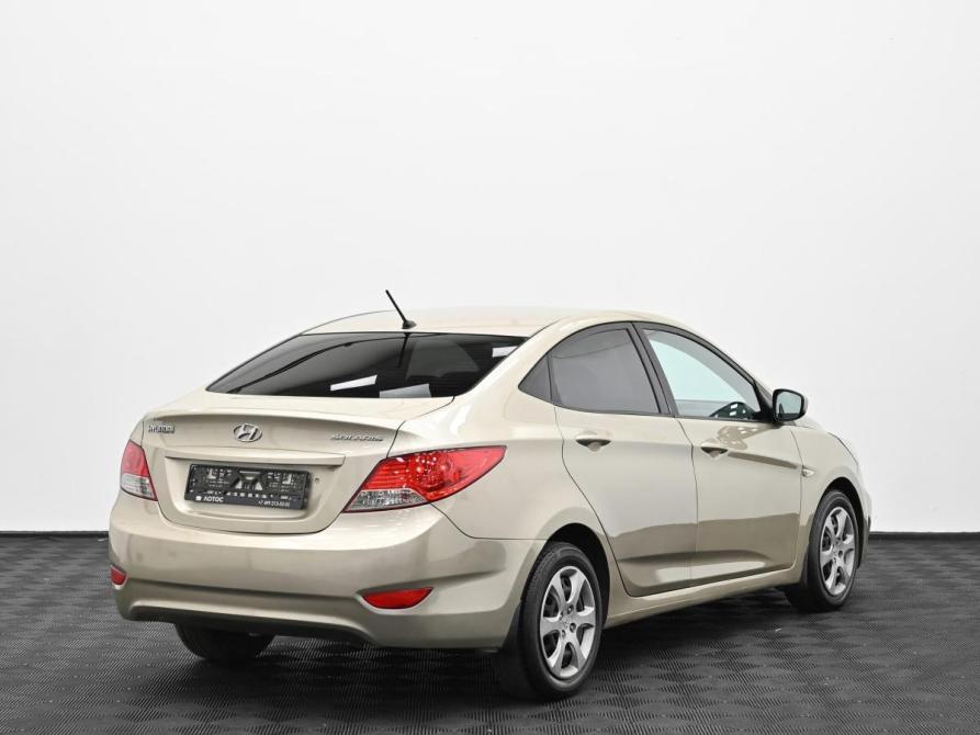Hyundai Solaris I Москва  - изображение 4