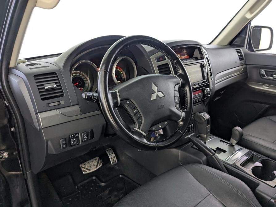 Mitsubishi Pajero IV Рестайлинг 2 Москва  - изображение 17
