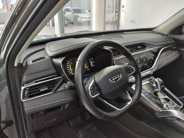 Geely Atlas Pro с пробегом 2023 года, цена 1 975 000 рублей, 47572 км, внедорожник, Автокод Объявления