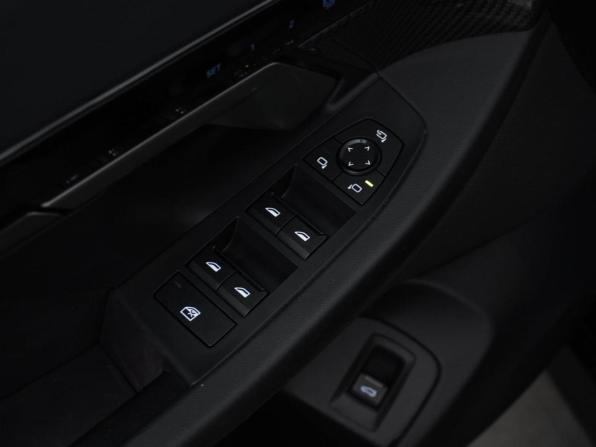 BMW 5 серии VIII (G60/G61/G68) с пробегом 2024 года, цена 6 998 888 рублей, 36340 км, седан, Автокод Объявления
