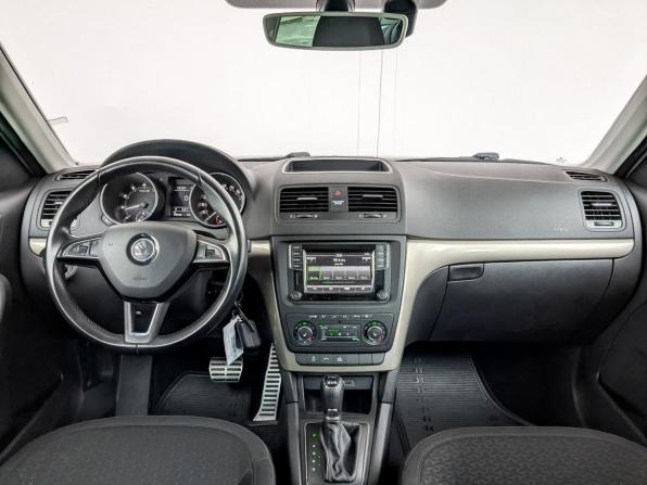 Skoda Yeti I Рестайлинг с пробегом 2017 года, цена 1 890 000 рублей, 78509 км, внедорожник, Автокод Объявления