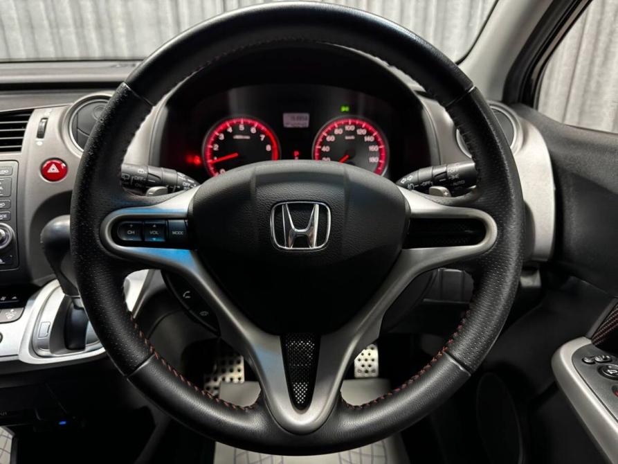 Honda Stream II Рестайлинг Стерлитамак  - изображение 24