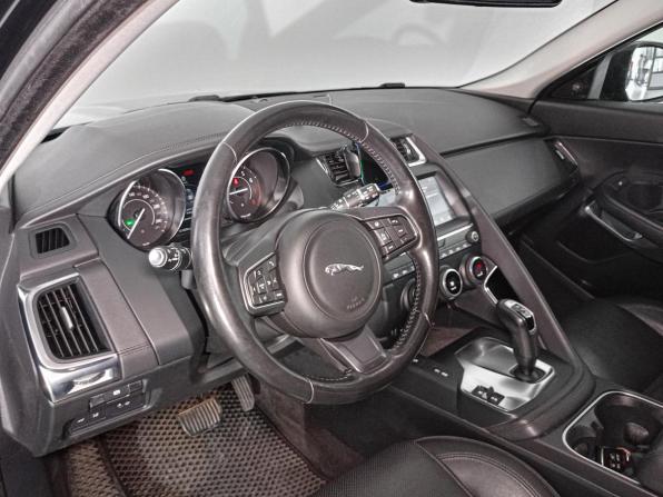 Jaguar E-Pace I с пробегом 2019 года, цена 2 550 000 рублей, 151608 км, внедорожник, Автокод Объявления