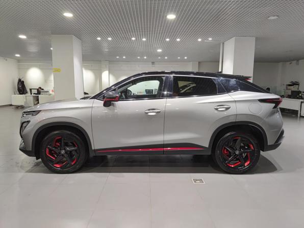 Omoda C5 I с пробегом 2023 года, цена 1 848 000 рублей, 40593 км, внедорожник, Автокод Объявления