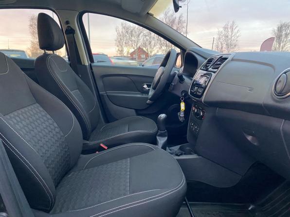 Renault Logan II с пробегом 2016 года, цена 695 000 рублей, 101353 км, седан, Автокод Объявления