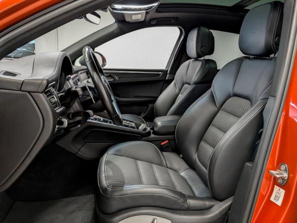 Porsche Macan I Рестайлинг 2 с пробегом 2022 года, цена 6 580 000 рублей, 72954 км, внедорожник, Автокод Объявления