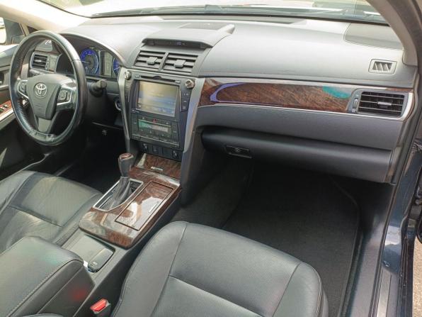 Toyota Camry VII (XV50) Рестайлинг с пробегом 2016 года, цена 1 759 000 рублей, 231007 км, седан, Автокод Объявления
