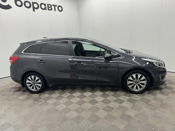 Kia Ceed II Рестайлинг с пробегом 2018 года, цена 1 380 000 рублей, 141532 км, универсал, Автокод Объявления