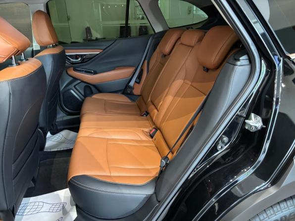 Subaru Outback VI Рестайлинг с пробегом 2023 года, цена 5 500 000 рублей, 32487 км, универсал, Автокод Объявления