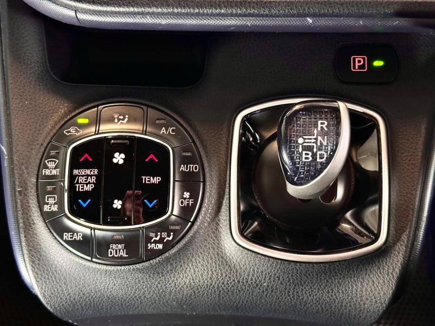 Toyota Noah III (R80) Краснодар  - изображение 27