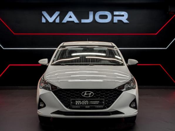 Hyundai Solaris II Рестайлинг с пробегом 2022 года, цена 1 770 000 рублей, 45194 км, седан, Автокод Объявления