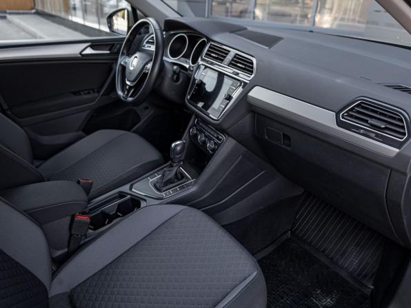 Volkswagen Tiguan II с пробегом 2020 года, цена 2 799 400 рублей, 23000 км, внедорожник, Автокод Объявления