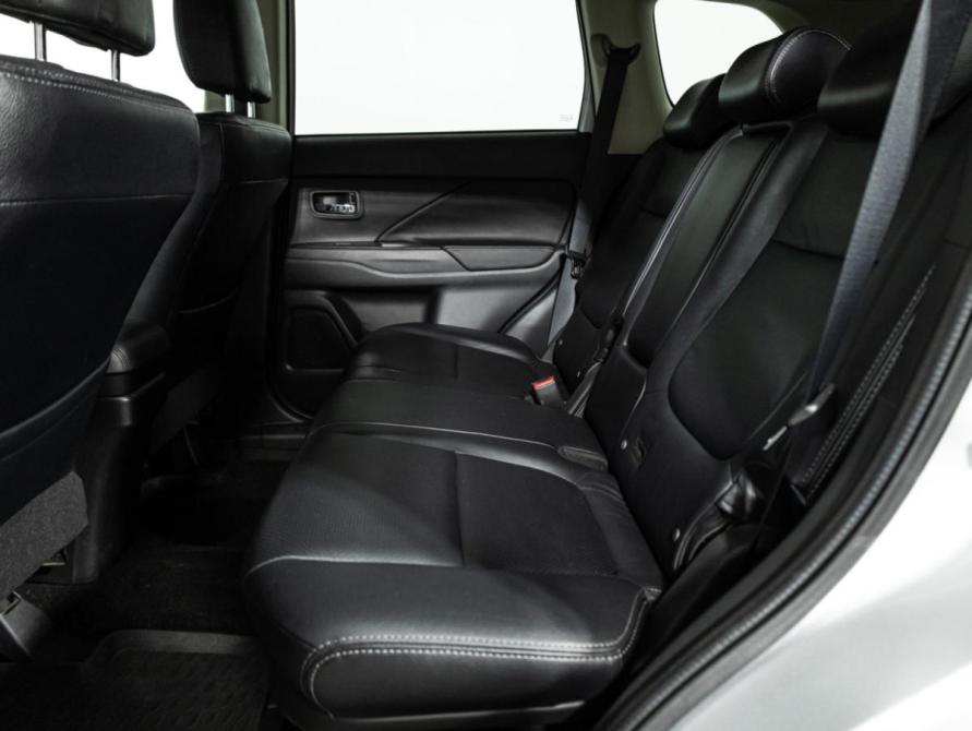 Mitsubishi Outlander III Санкт-Петербург  - изображение 11
