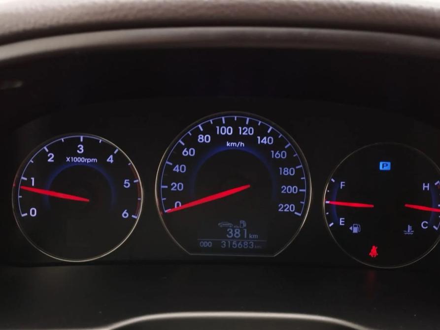 Hyundai Santa Fe II Рестайлинг Москва  - изображение 12