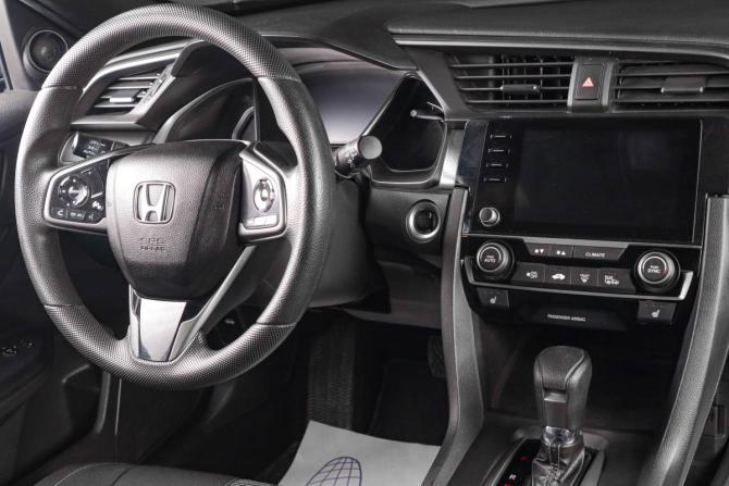 Honda Civic X с пробегом 2019 года, цена 1 919 000 рублей, 134800 км, седан, Автокод Объявления