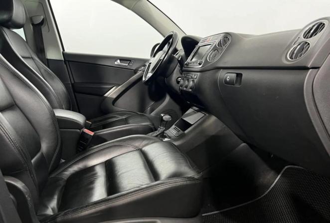 Volkswagen Tiguan I с пробегом 2009 года, цена 1 200 000 рублей, 188757 км, внедорожник, Автокод Объявления