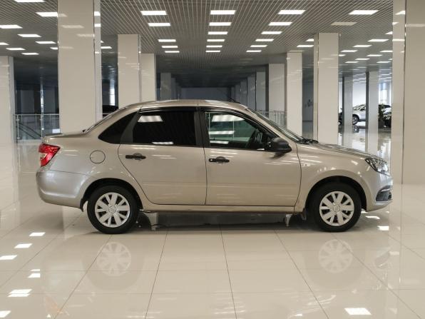 Lada (ВАЗ) Granta I Рестайлинг с пробегом 2019 года, цена 605 000 рублей, 110000 км, седан, Автокод Объявления