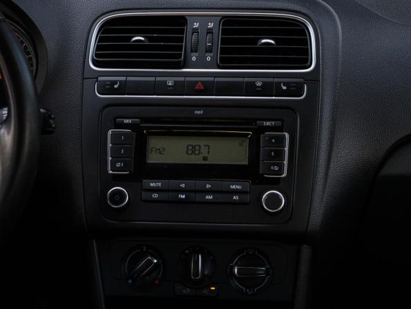Volkswagen Polo V с пробегом 2012 года, цена 880 000 рублей, 113874 км, седан, Автокод Объявления